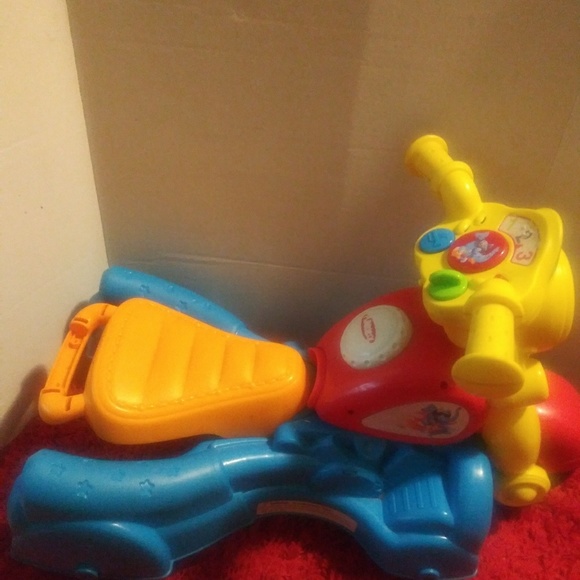 Motocycle - Picture 2 of 5